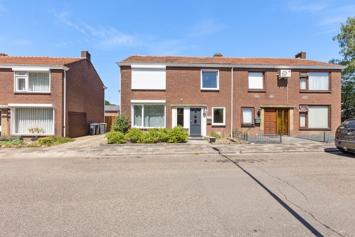 Foto 35 van Praestingsweg 7