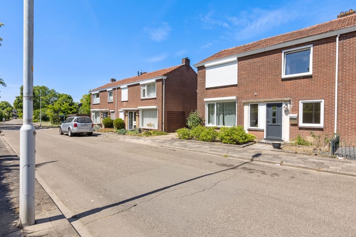 Foto 37 van Praestingsweg 7