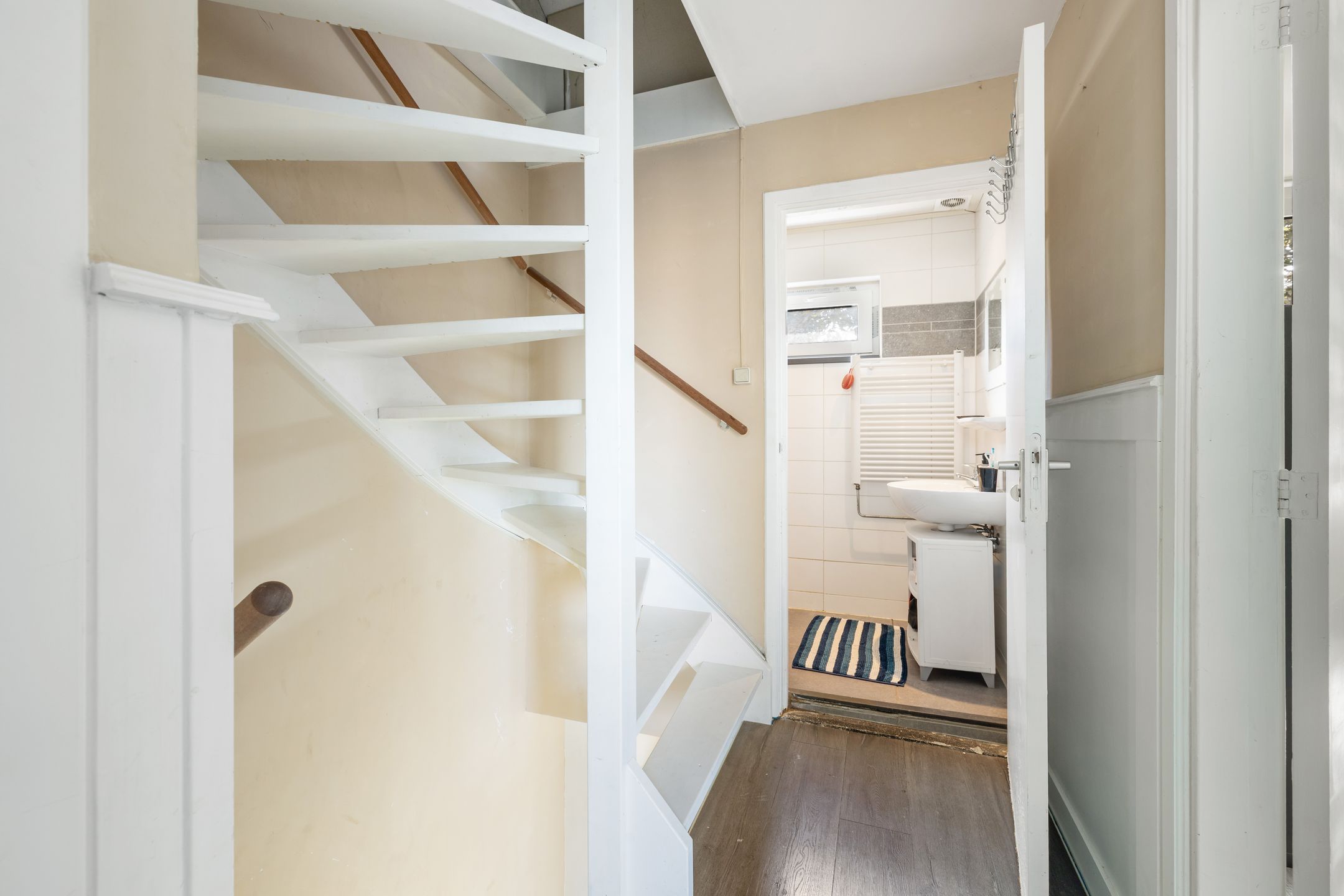 Photo 12 of Esdoornstraat 10