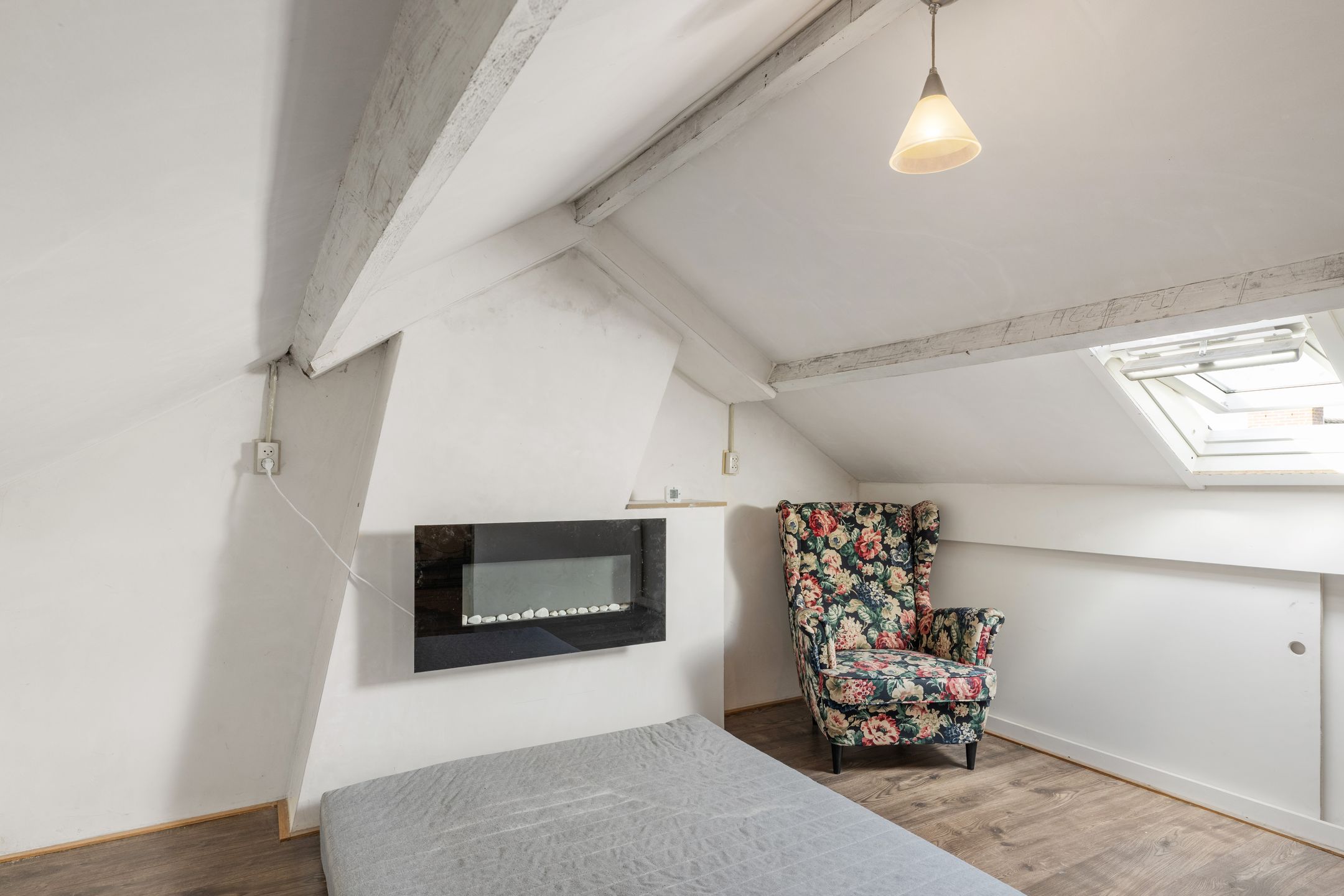 Photo 21 of Esdoornstraat 10