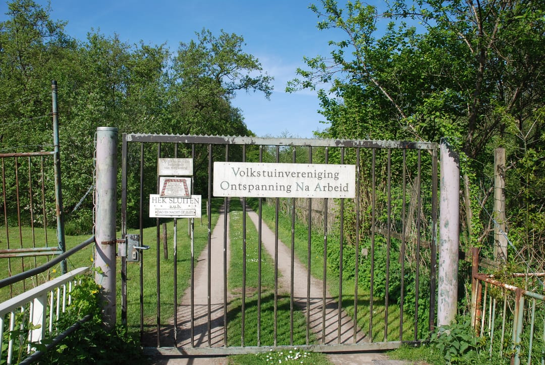 Foto 2 van Oud loosdrechtsedijk 68 nabij, tuin  nr 33