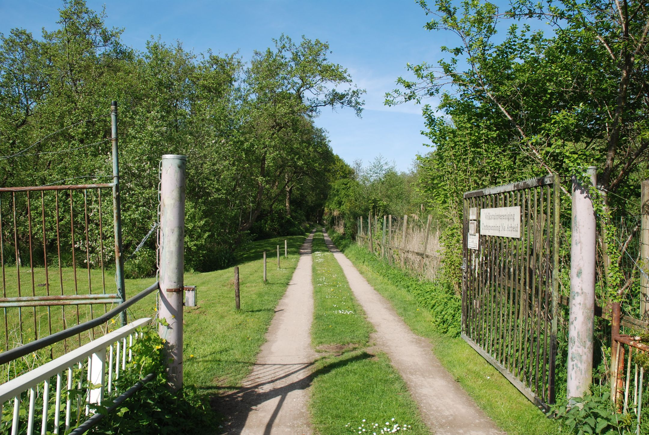 Foto 3 van Oud loosdrechtsedijk 68 nabij, tuin  nr 33