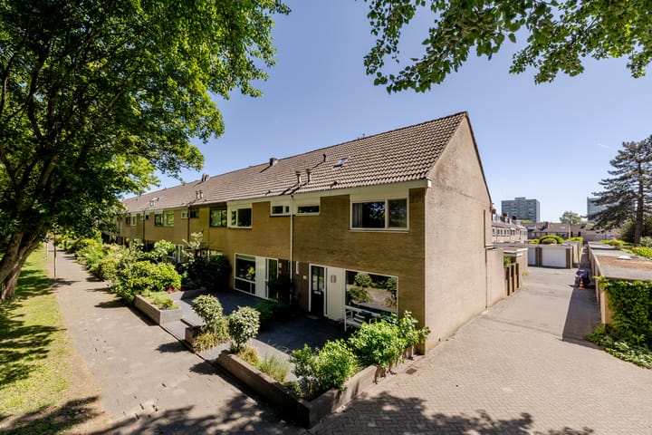 Foto 1 van Burgemeester D. Kooimanweg 82