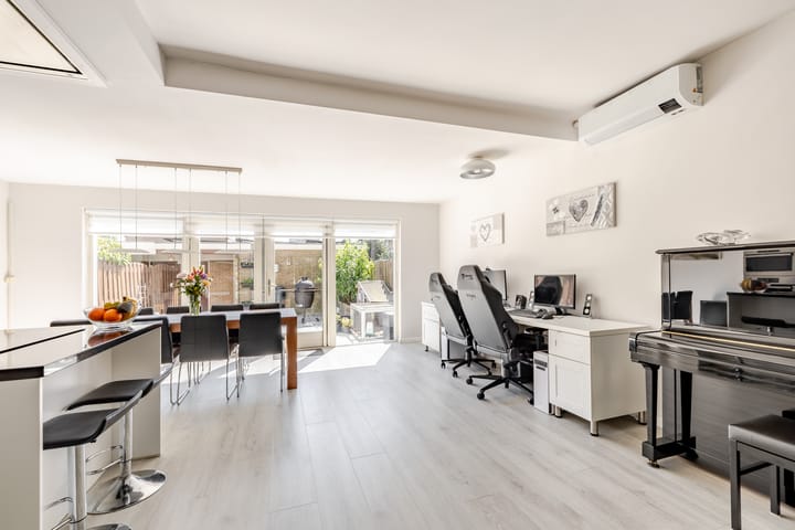 Foto 14 van Burgemeester D. Kooimanweg 82