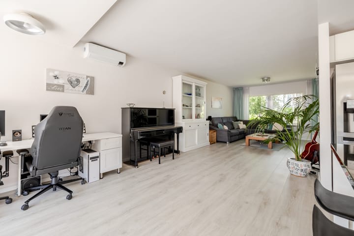 Foto 20 van Burgemeester D. Kooimanweg 82