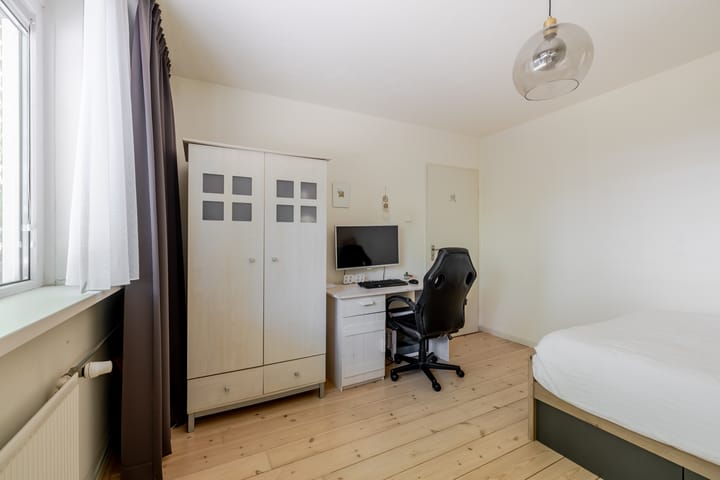 Foto 26 van Burgemeester D. Kooimanweg 82