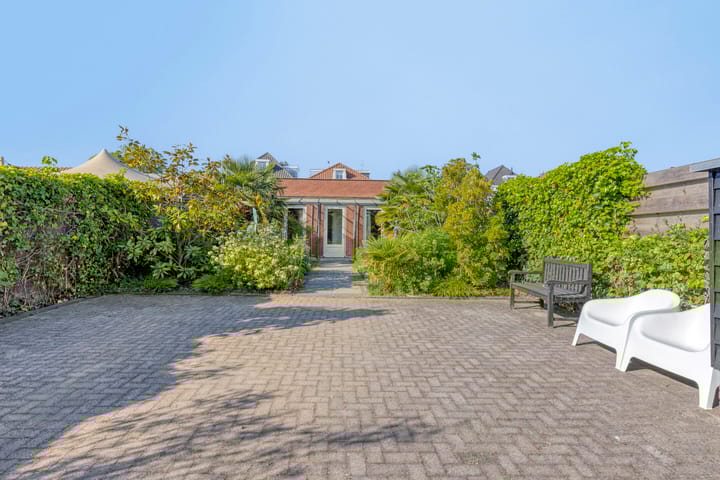 Foto 32 van Landpoortstraat 37