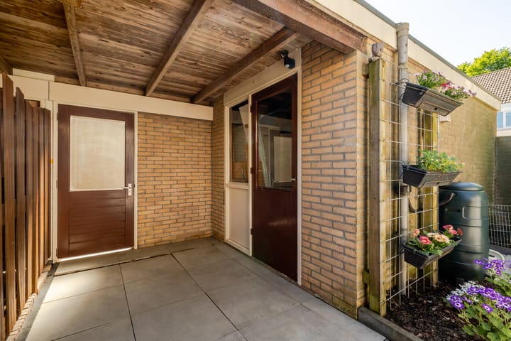 Foto 44 van Burgemeester D. Kooimanweg 82