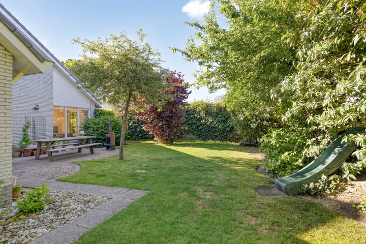 Foto 26 van Pastorietuin 22