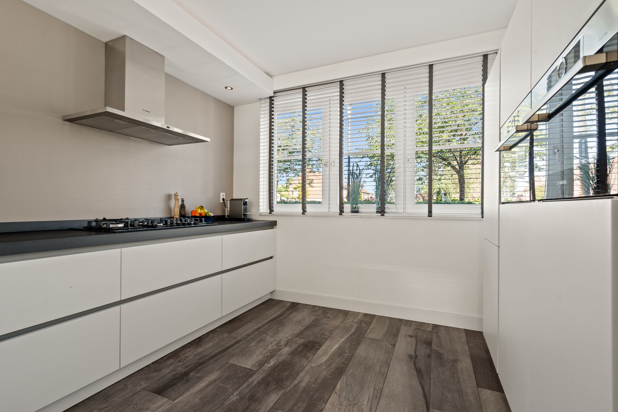 Foto 18 van Johan de Wittlaan 10-M