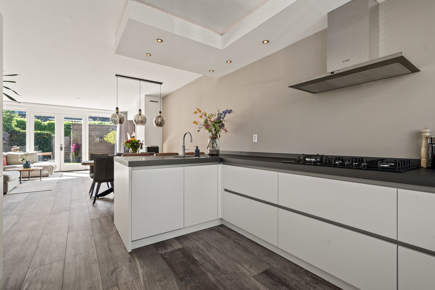 Foto 19 van Johan de Wittlaan 10-M