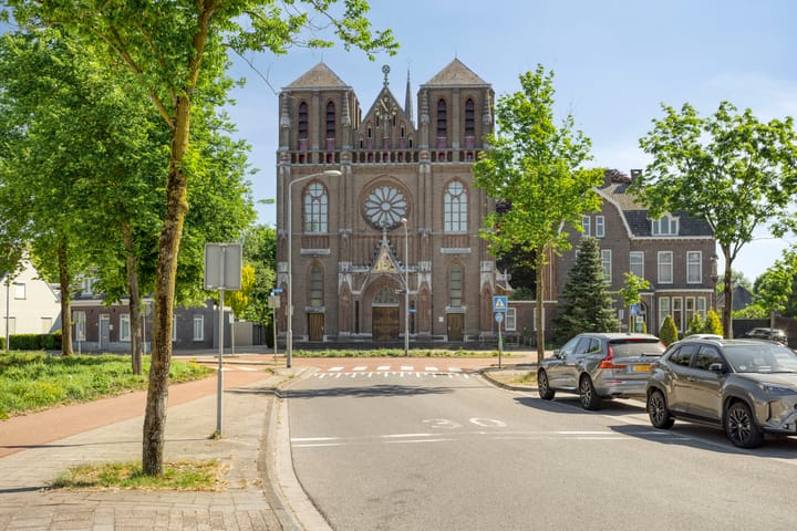 Foto 42 van Tongelresestraat 552