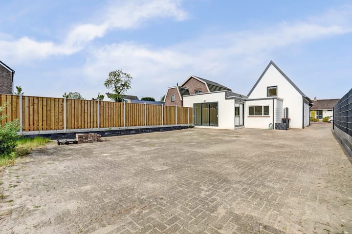 Foto 26 van Rijksstraatweg 76-A