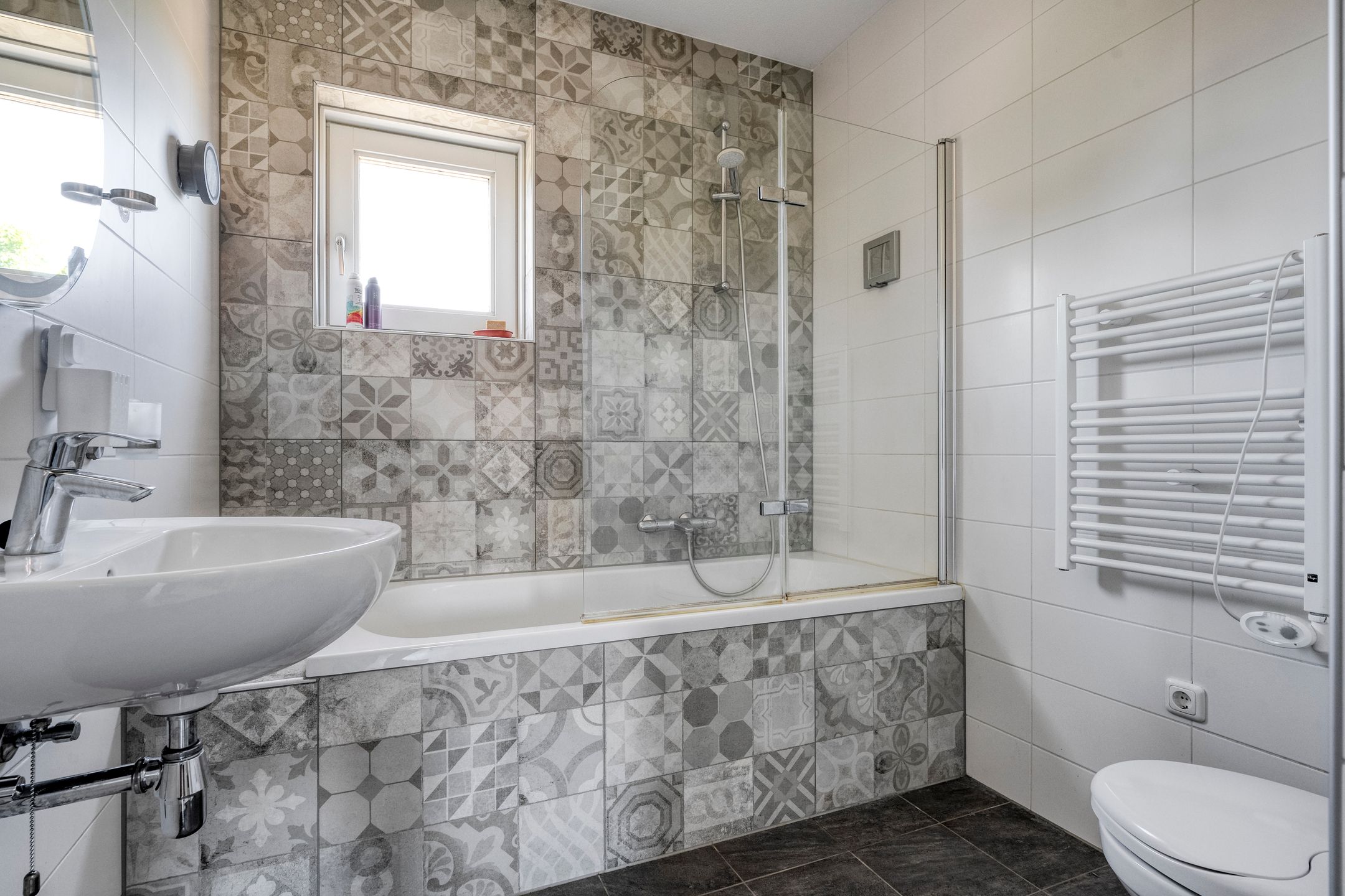 Photo 15 of Omslag 50