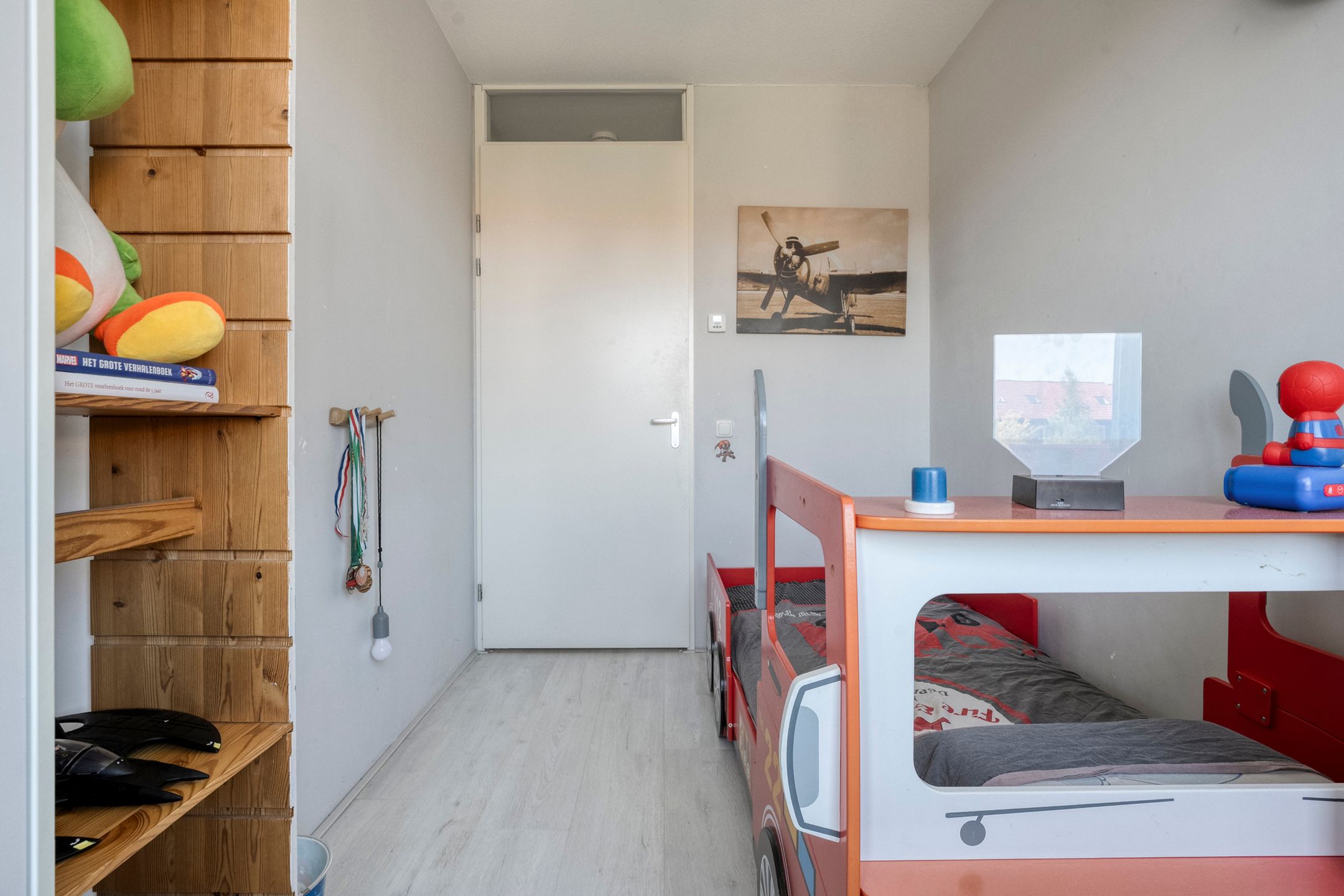 Photo 18 of Omslag 50