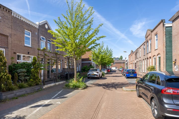 Foto 46 van Tolstoistraat 29