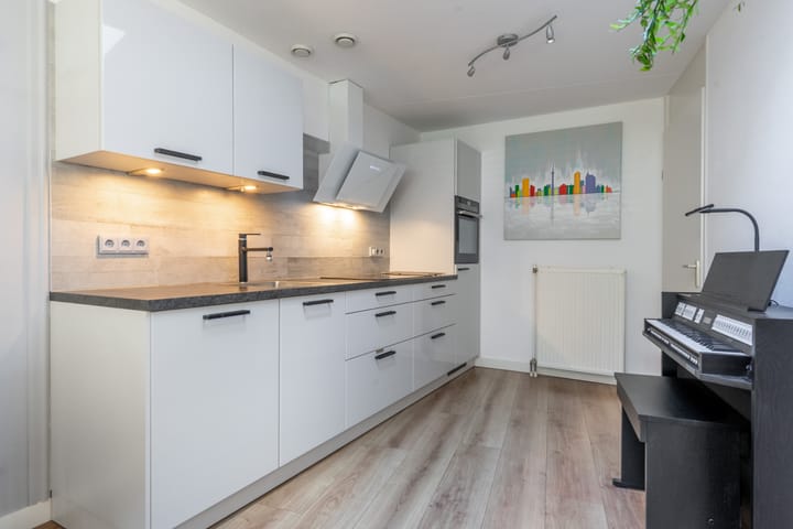 Foto 10 van Diana 19