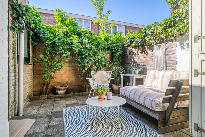 Photo 4 of Dirkje Mariastraat 7