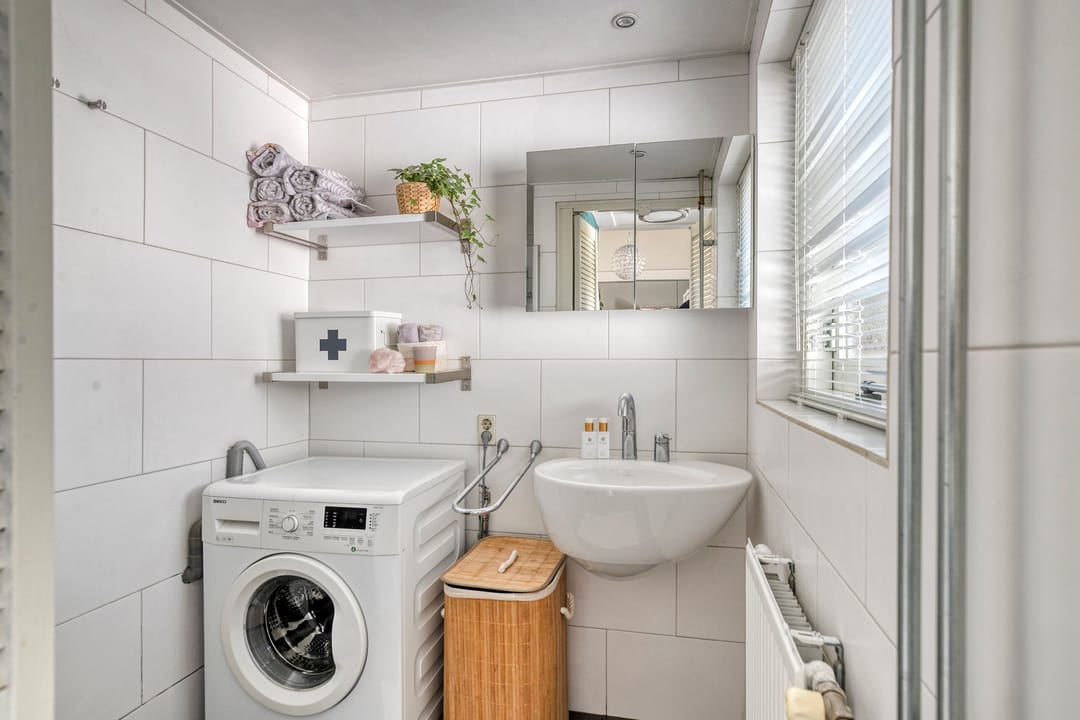 Photo 13 of Dirkje Mariastraat 7