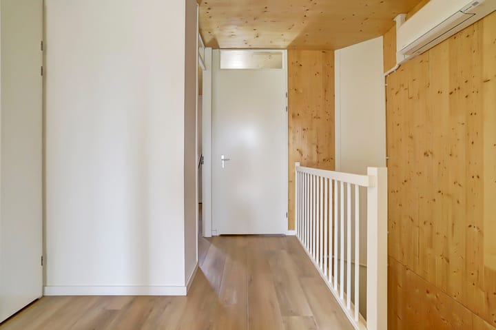 Foto 22 van Grasbloem 8-B