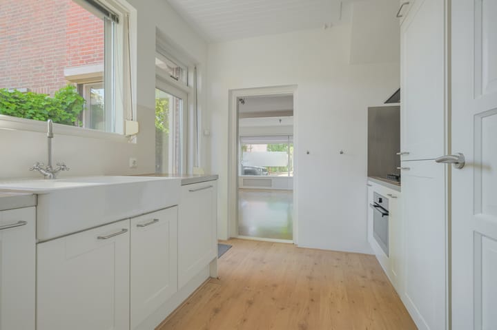 Foto 11 van Bavelselaan 5