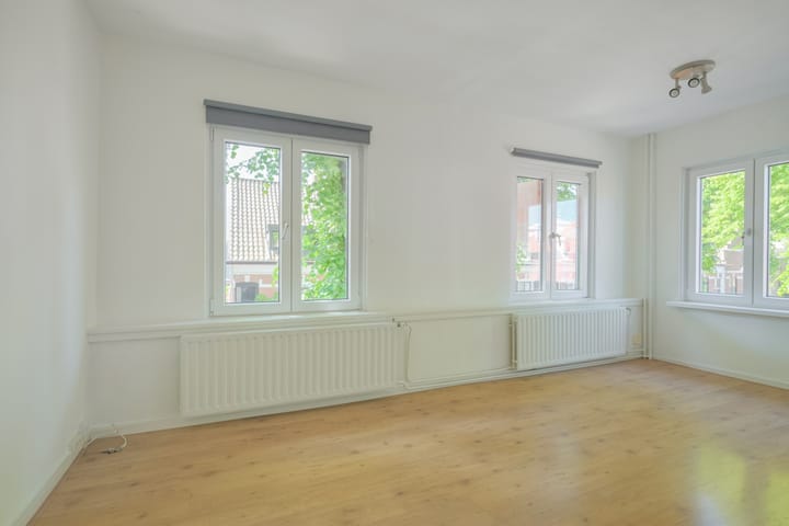 Foto 21 van Bavelselaan 5