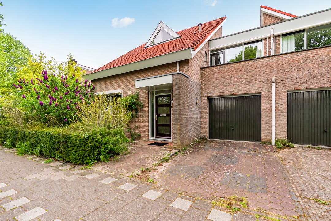 Foto 1 van Joris Ivenslaan 1