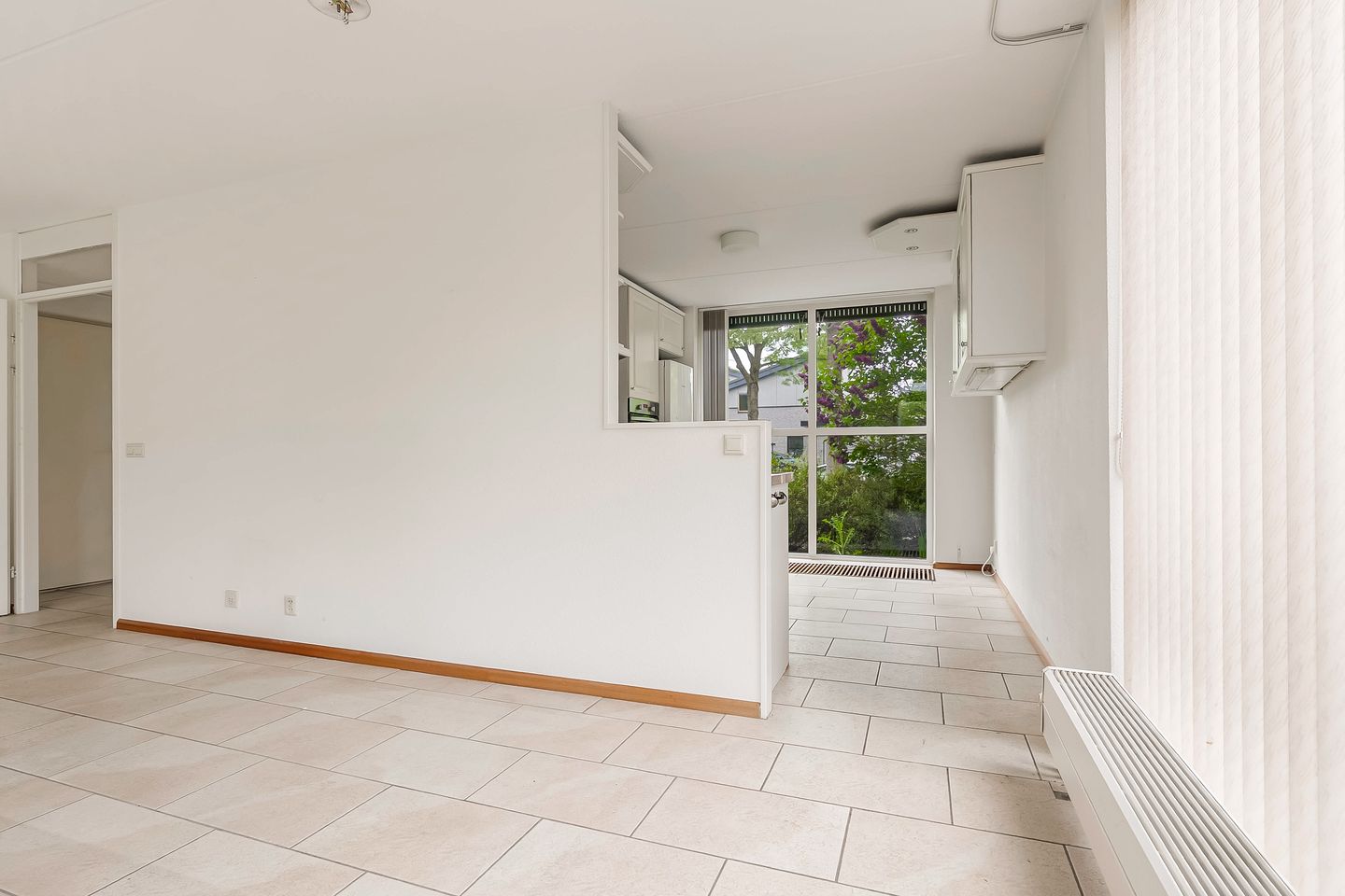 Foto 10 van Joris Ivenslaan 1