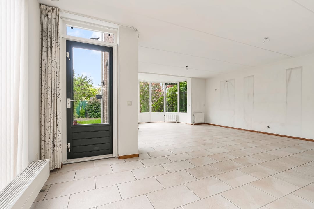 Foto 11 van Joris Ivenslaan 1