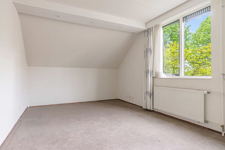 Foto 17 van Joris Ivenslaan 1