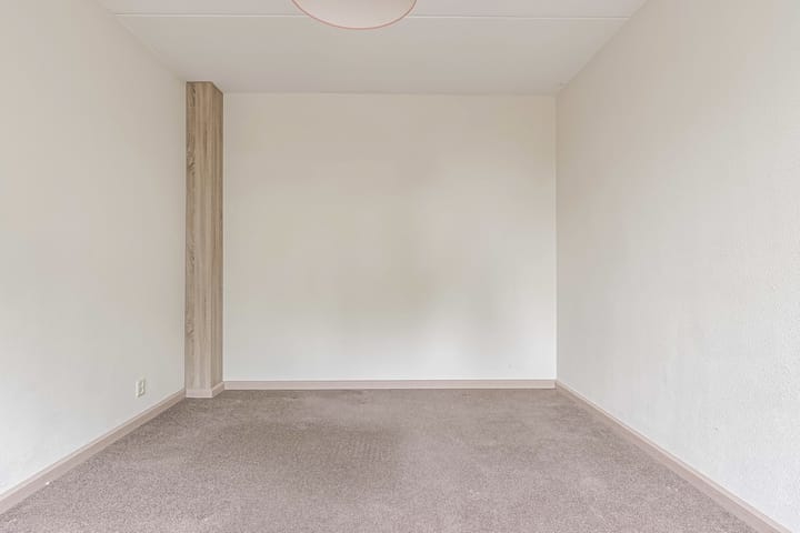 Foto 22 van Joris Ivenslaan 1