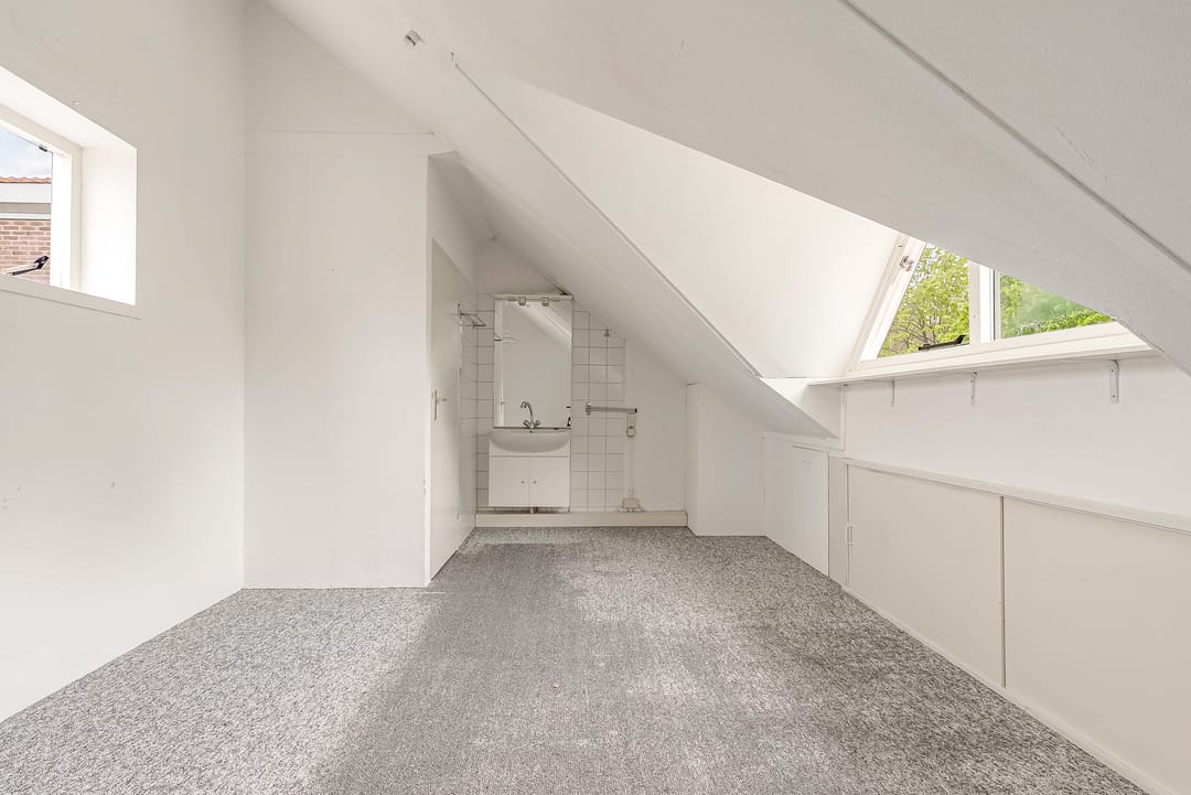 Foto 31 van Joris Ivenslaan 1