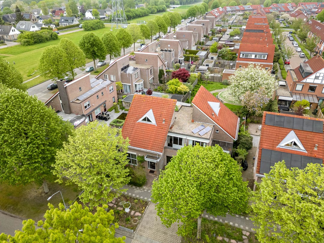 Foto 41 van Joris Ivenslaan 1