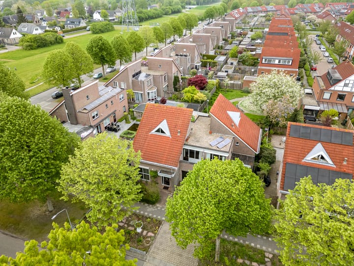 Foto 41 van Joris Ivenslaan 1