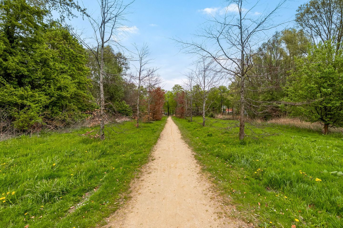 Foto 49 van Joris Ivenslaan 1