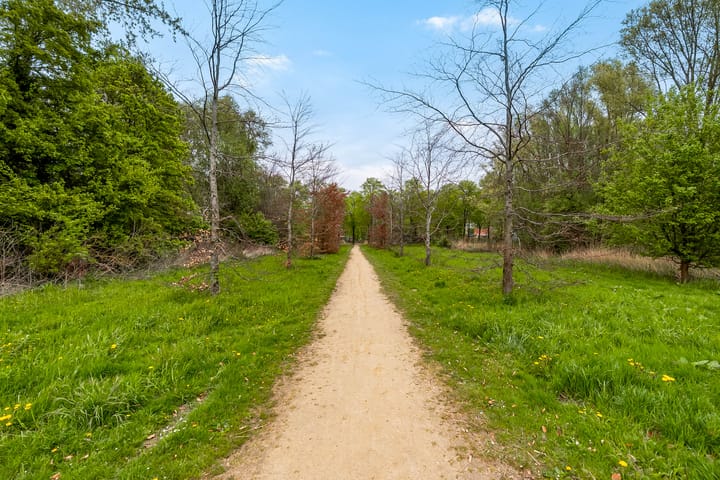 Foto 49 van Joris Ivenslaan 1