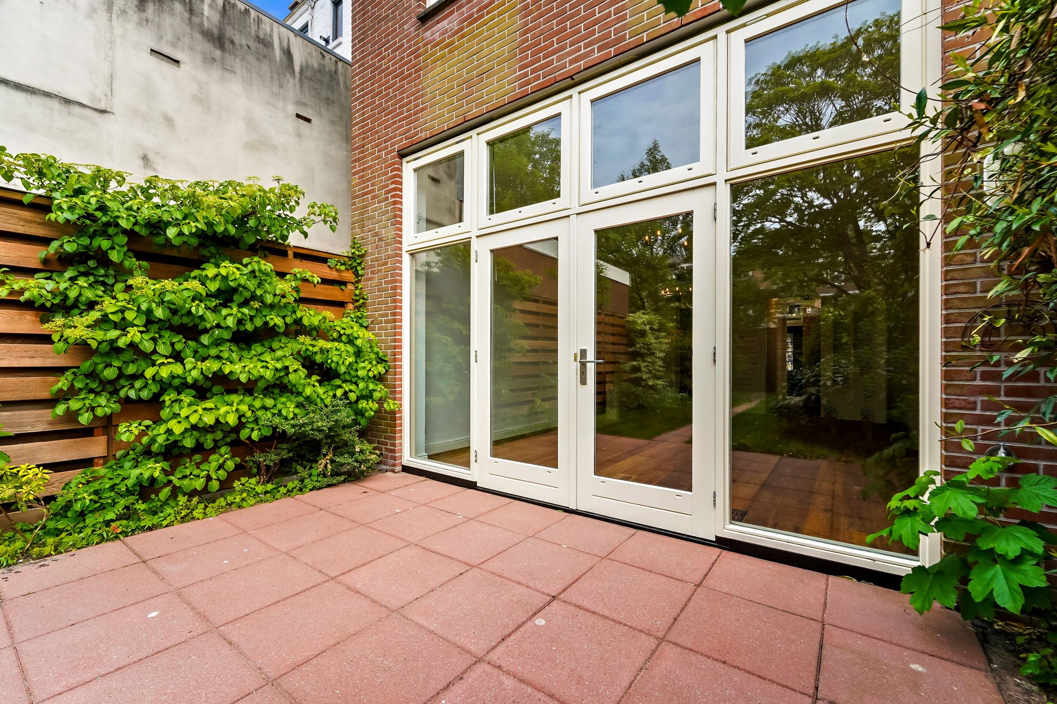 Photo 15 of Paulus Buijsstraat 49-E