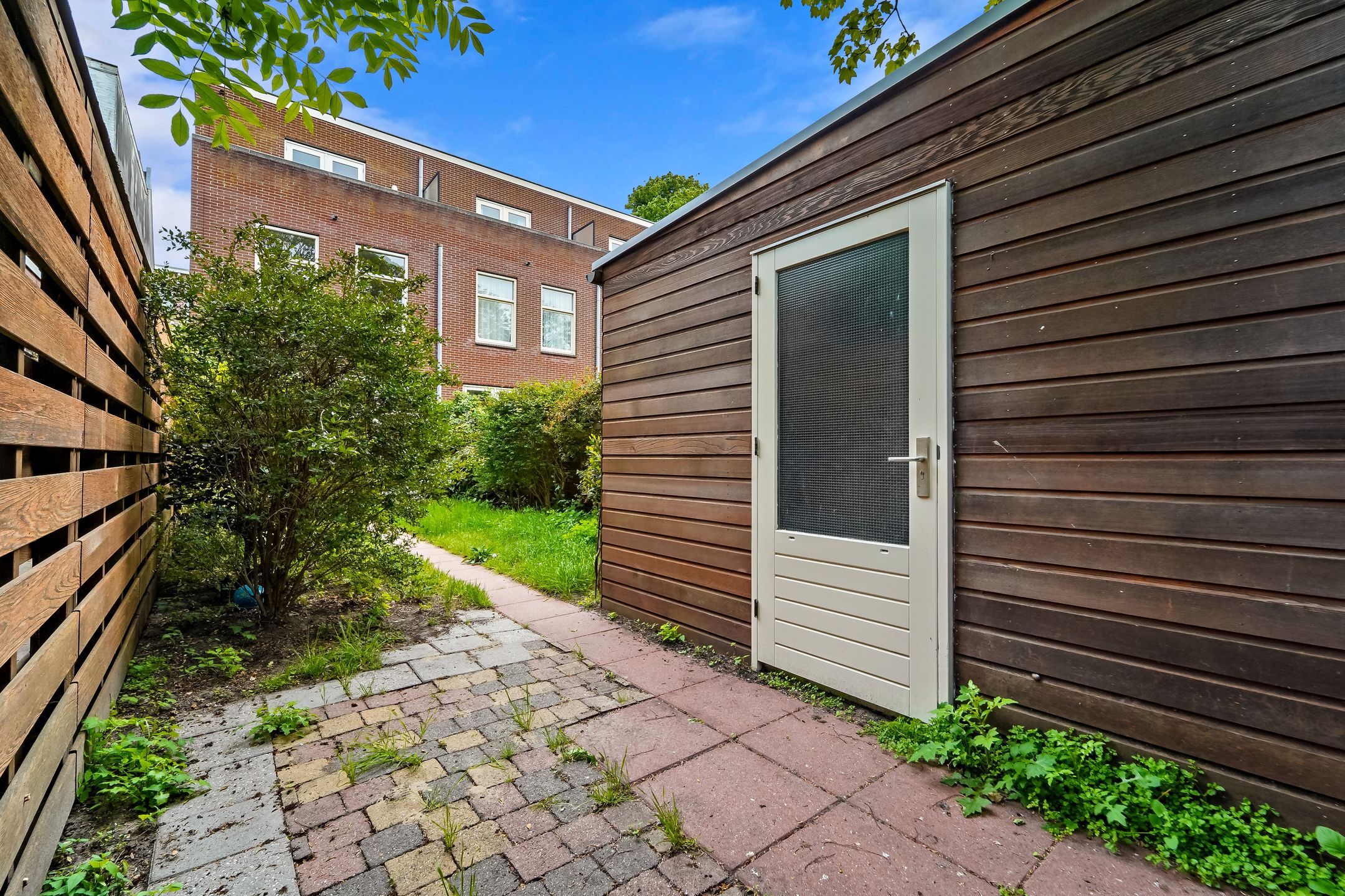 Photo 18 of Paulus Buijsstraat 49-E