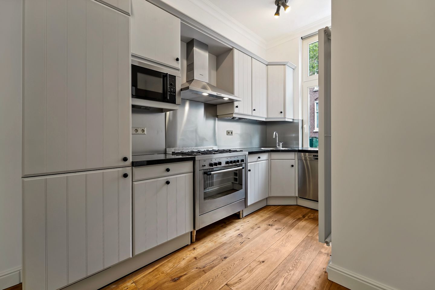 Photo 25 of Paulus Buijsstraat 49-E