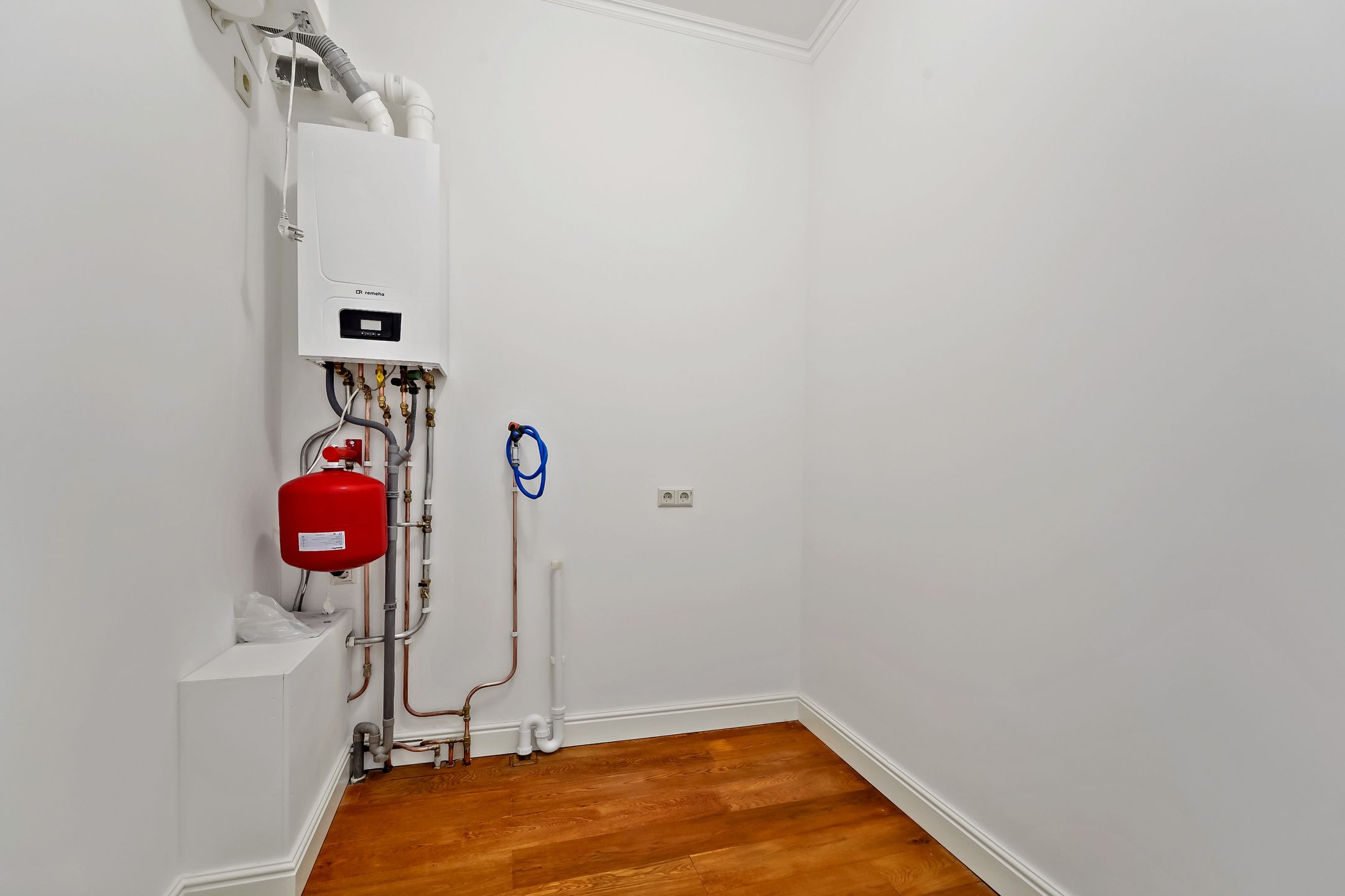 Photo 39 of Paulus Buijsstraat 49-E