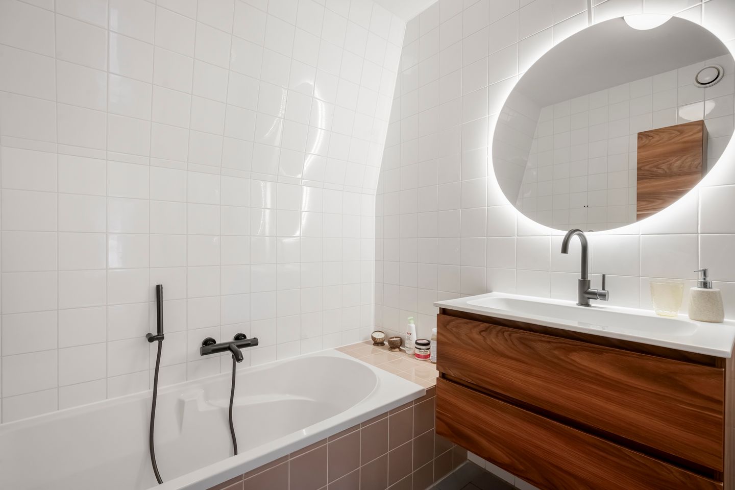 Foto 19 van Arent Janszoon Ernststraat 152