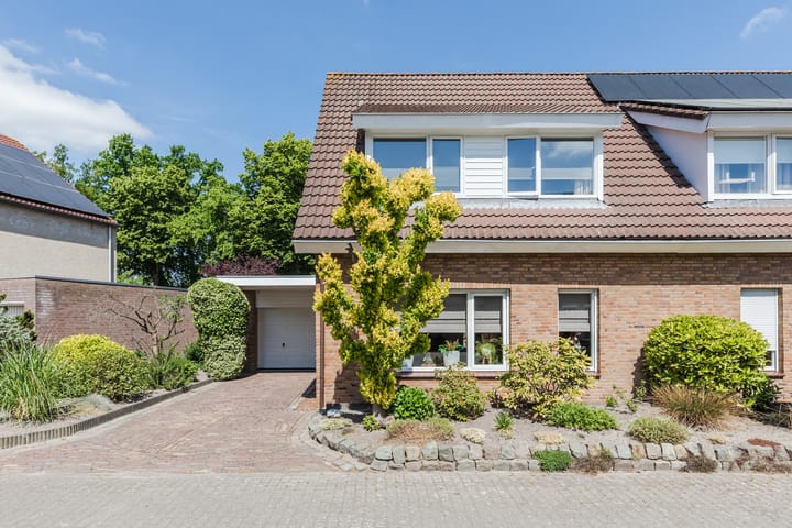 Foto 2 van Hogestuift 5