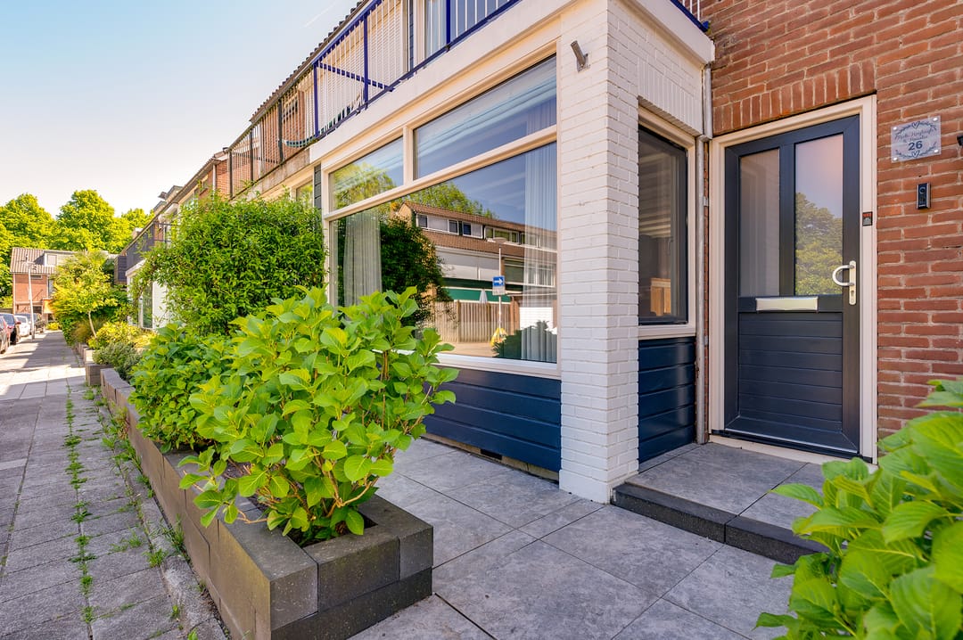 Foto 2 van Warmoeziershof 26