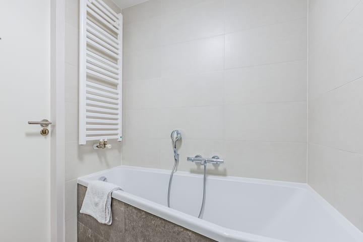 Foto 29 van Charlotte Brontéstraat 22