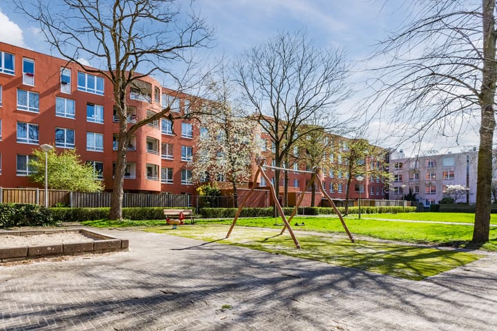 Foto 42 van Charlotte Brontéstraat 22