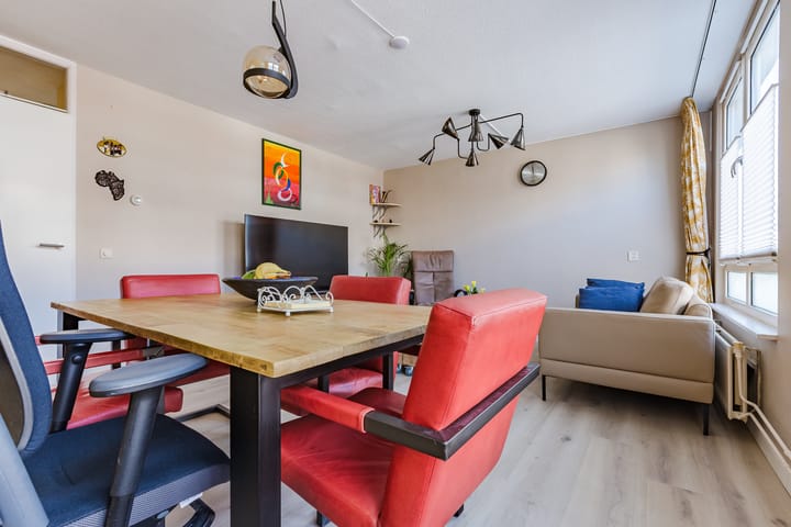 Foto 18 van Charlotte Brontéstraat 22