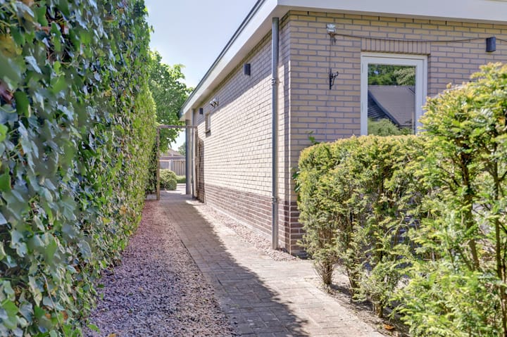 Foto 28 van Draaiomsweg 36