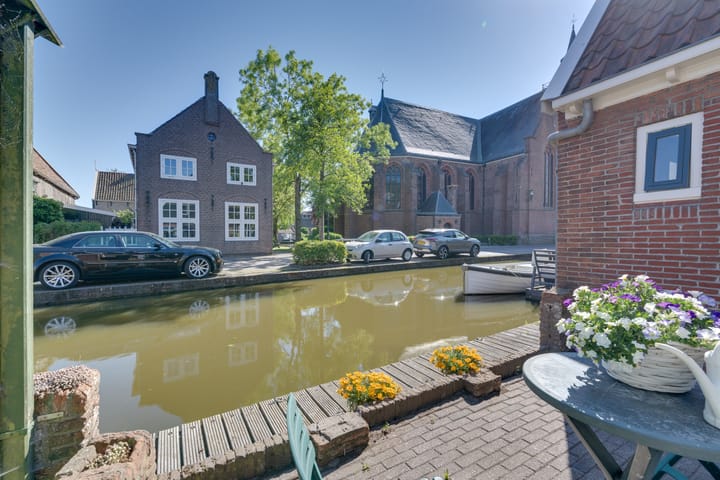 Foto 27 van Rechtestraat 59