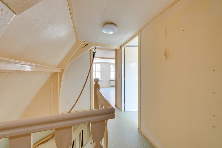 Foto 36 van Rechtestraat 59