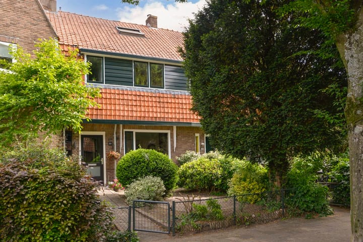 Foto 1 van Van Oldenbarneveltlaan 50